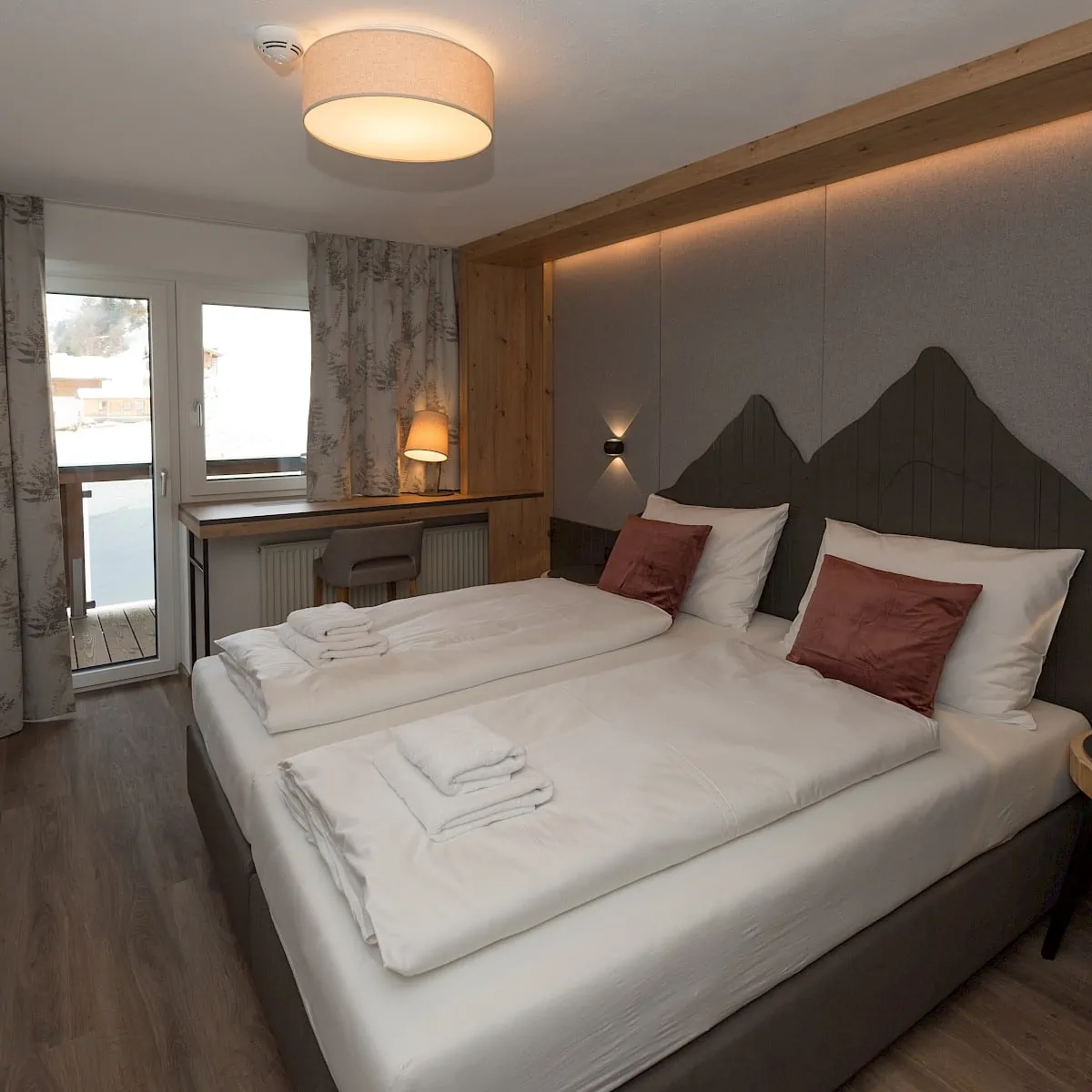 Bedroom Zirm 5 | Zirmhof Apartments in Saalbach