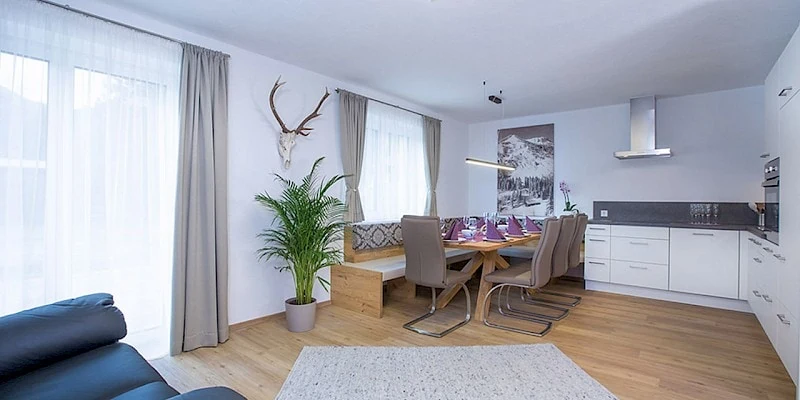 Apartment Top 1