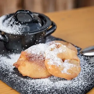 Delicacies in the ski huts of Saalbach Hinterglemm | Zirmhof Apartments