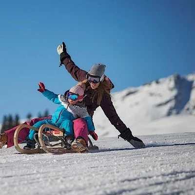 Rodelen en sleeën in Saalbach Hinterglemm | Zirmhof Appartementen