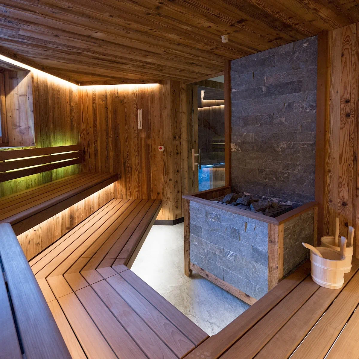 Finnische Sauna im Zirmhof Apartments in Saalbach